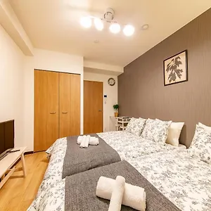 Apartment Lespedeza, Osaka